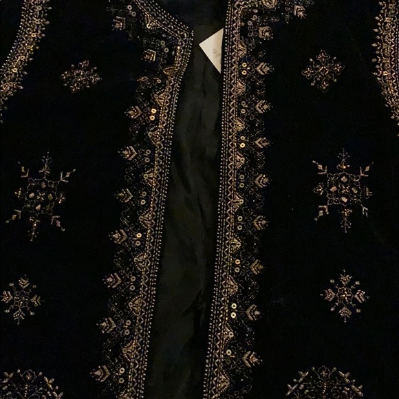 EMBROIDERED VELVET JACKET - Picture 8 of 8